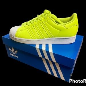 Adidas Superstar Neon Yellow Men’s 8 Women’s 9.5 Brand New